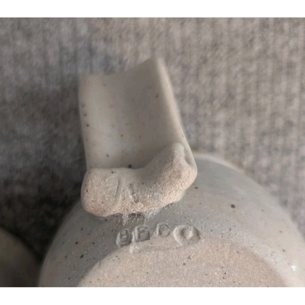 Pair of Wheat Themed Stoneware 200ml Capacity Cups/Mini Mugs, Signed "BFW", EUC - Picture 6 of 6